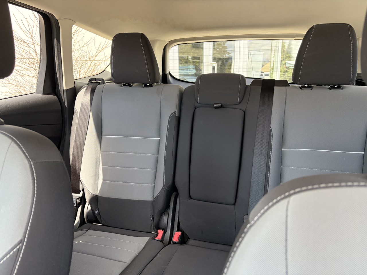 2015 Ford Escape SE Main Image