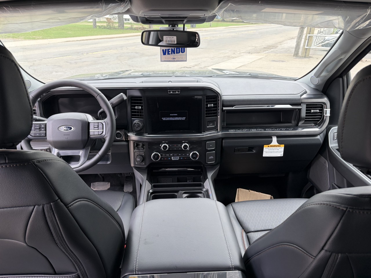 2026 Ford Super Duty F-250 SRW LARIAT Main Image