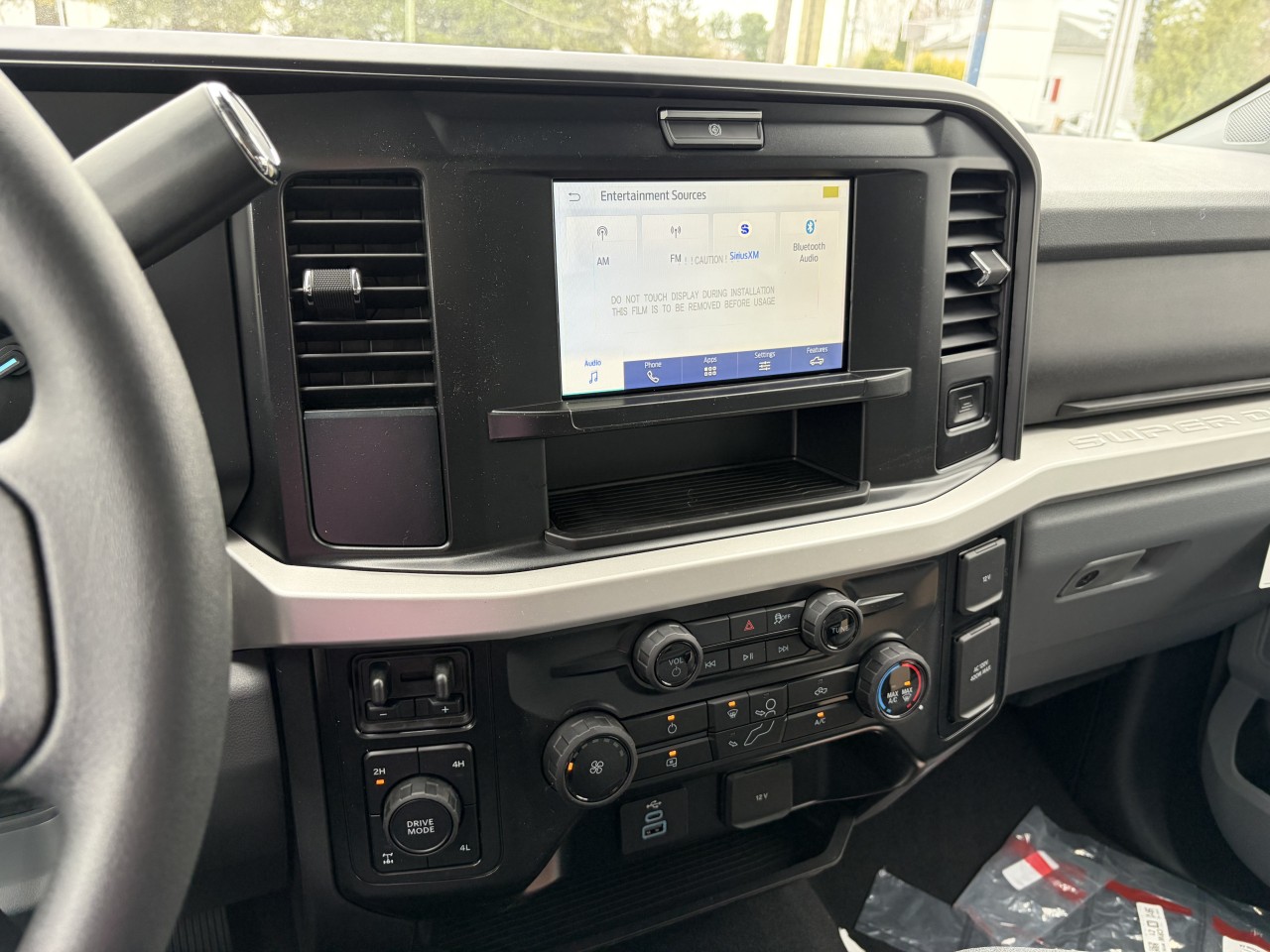 2026 Ford Super Duty F-250 SRW XL/XLT Main Image