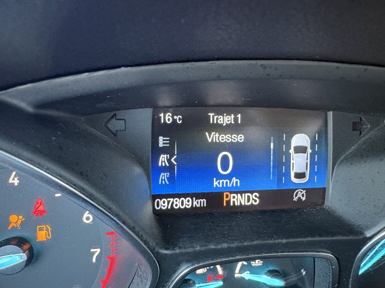 2019 Ford Escape SEL Main Image
