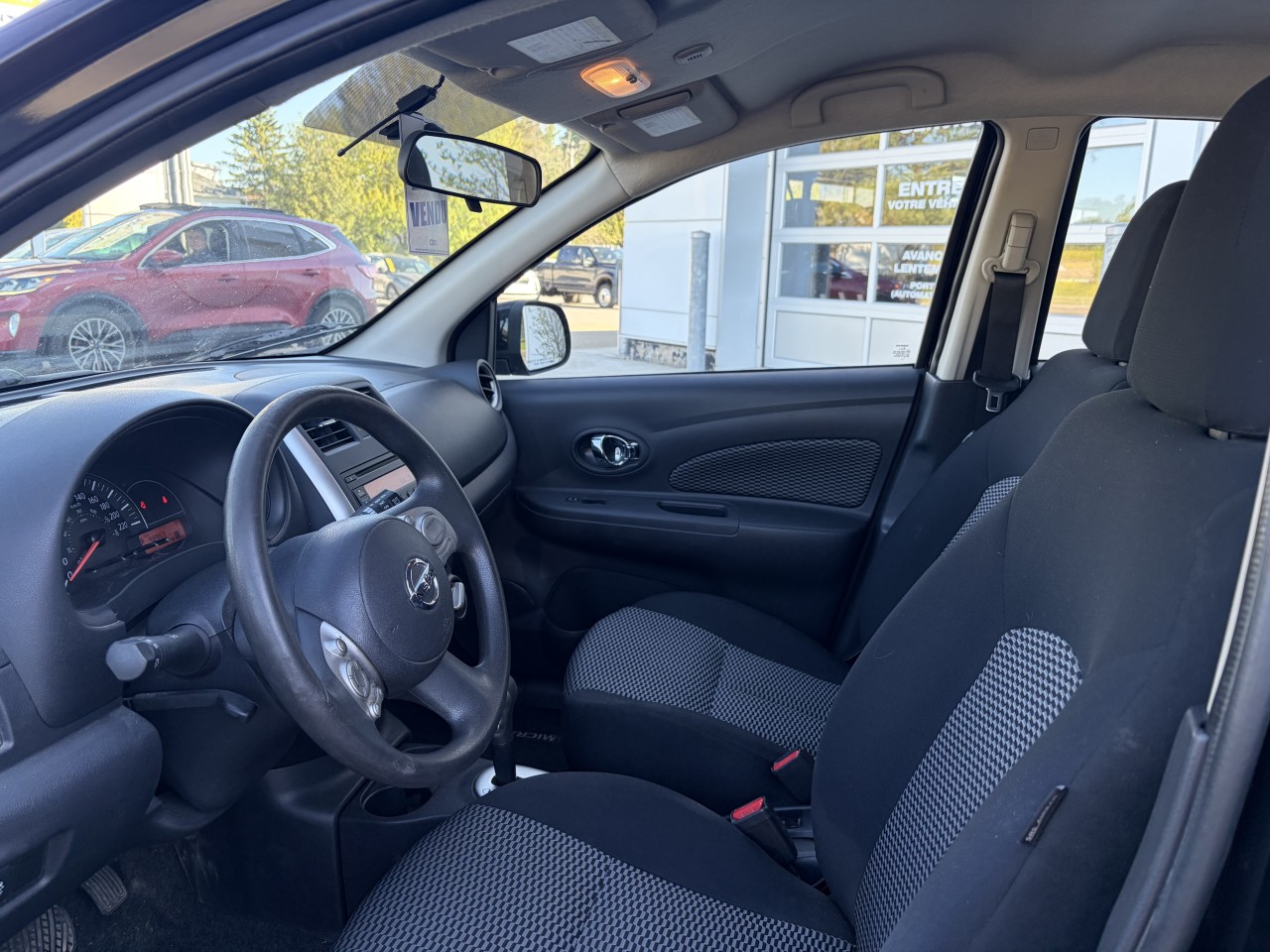 2015 Nissan Micra SV Main Image