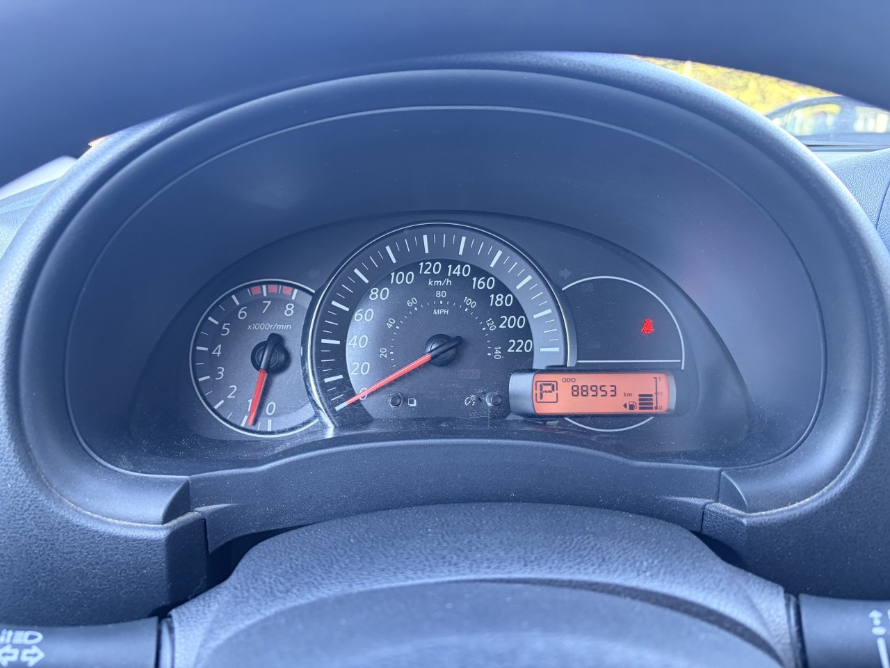 2015 Nissan Micra SV Main Image