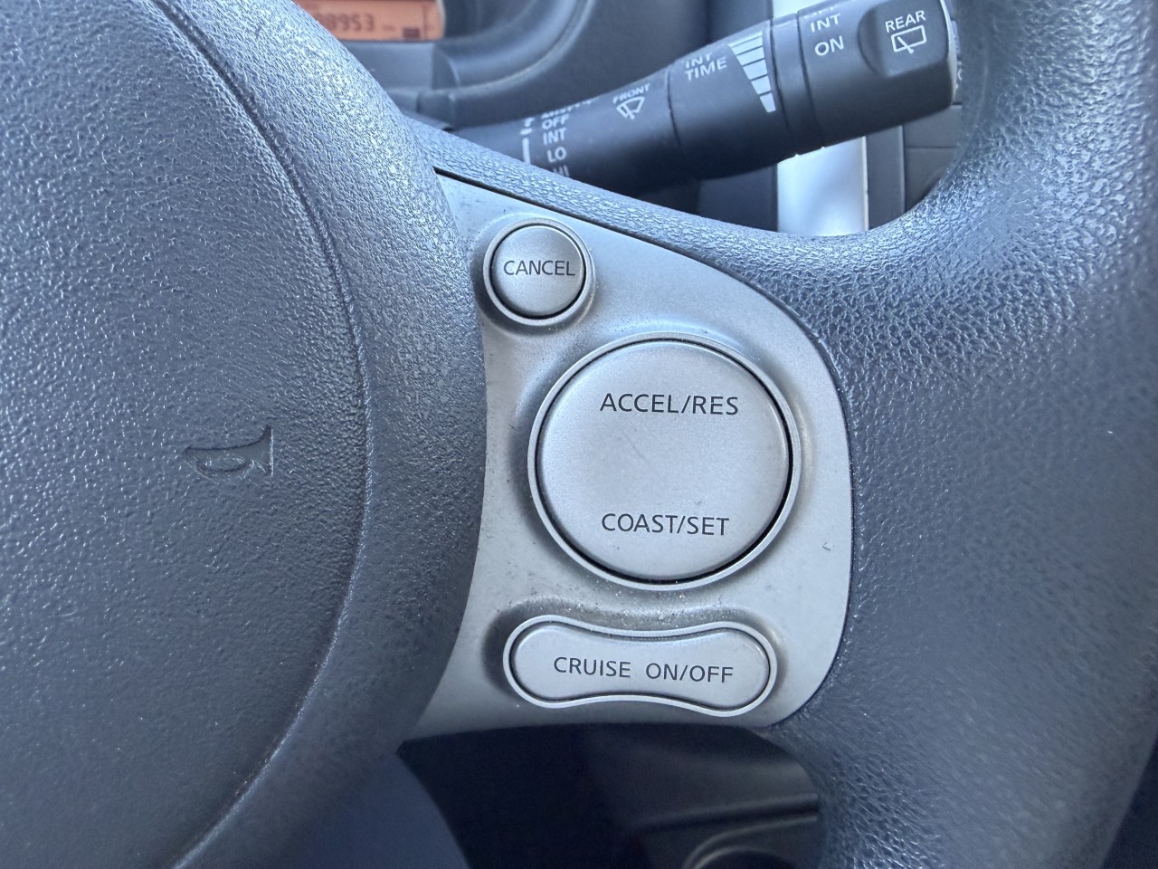 2015 Nissan Micra SV Main Image