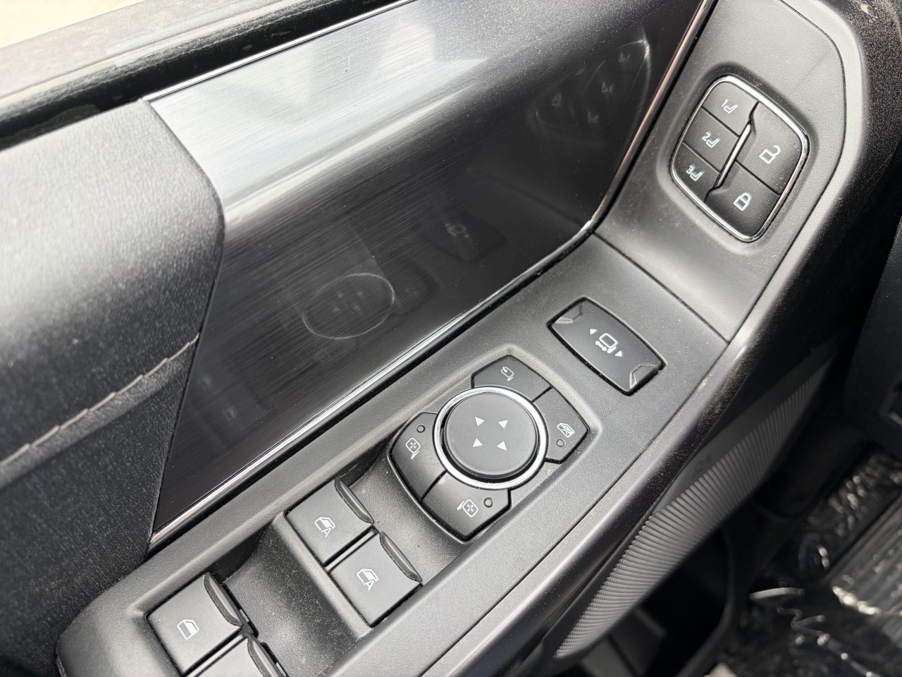 2026 Ford F-150 LARIAT 4X4 SUPERCREW POWERBOOST HYBRID Main Image