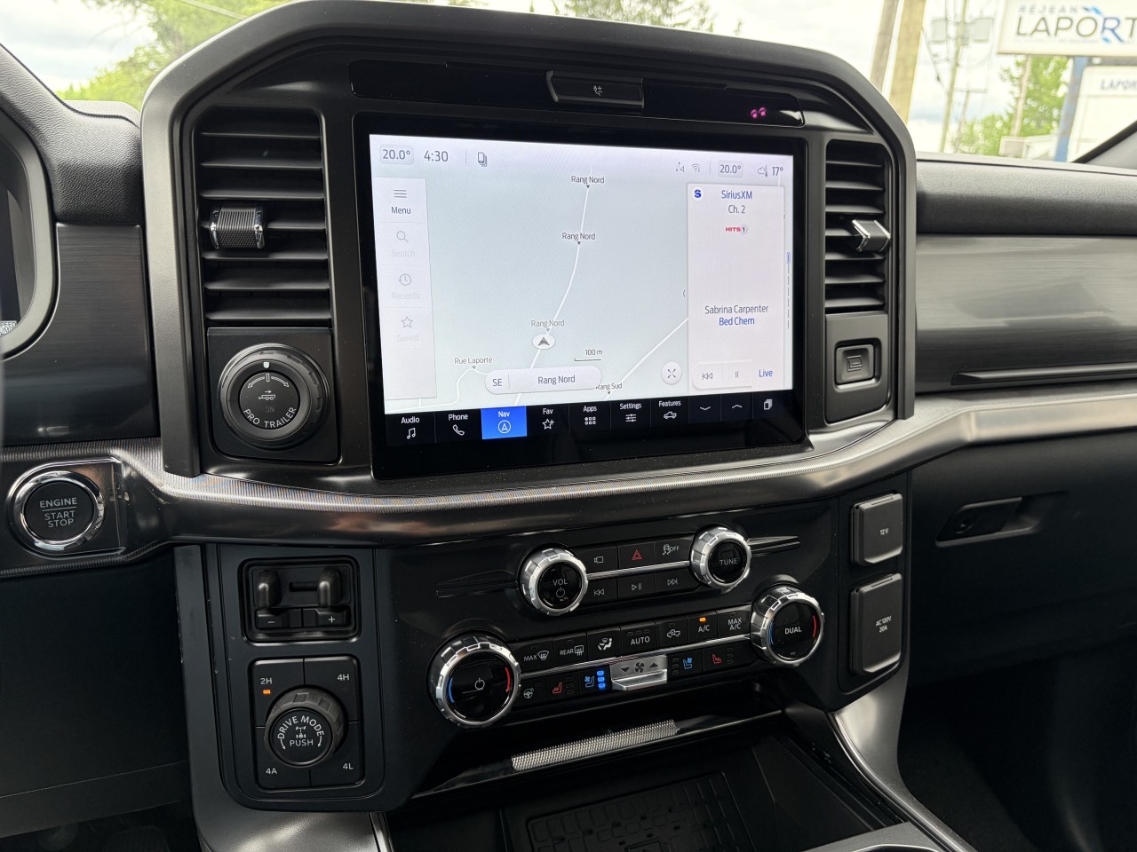 2026 Ford F-150 LARIAT 4X4 SUPERCREW POWERBOOST HYBRID Main Image