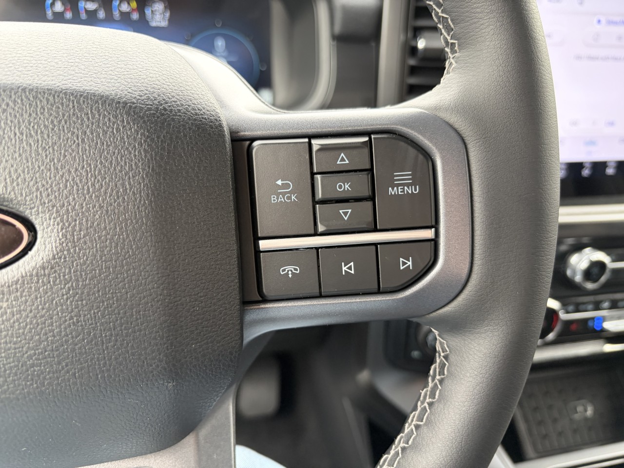 2026 Ford F-150 LARIAT 4X4 SUPERCREW POWERBOOST HYBRID Main Image