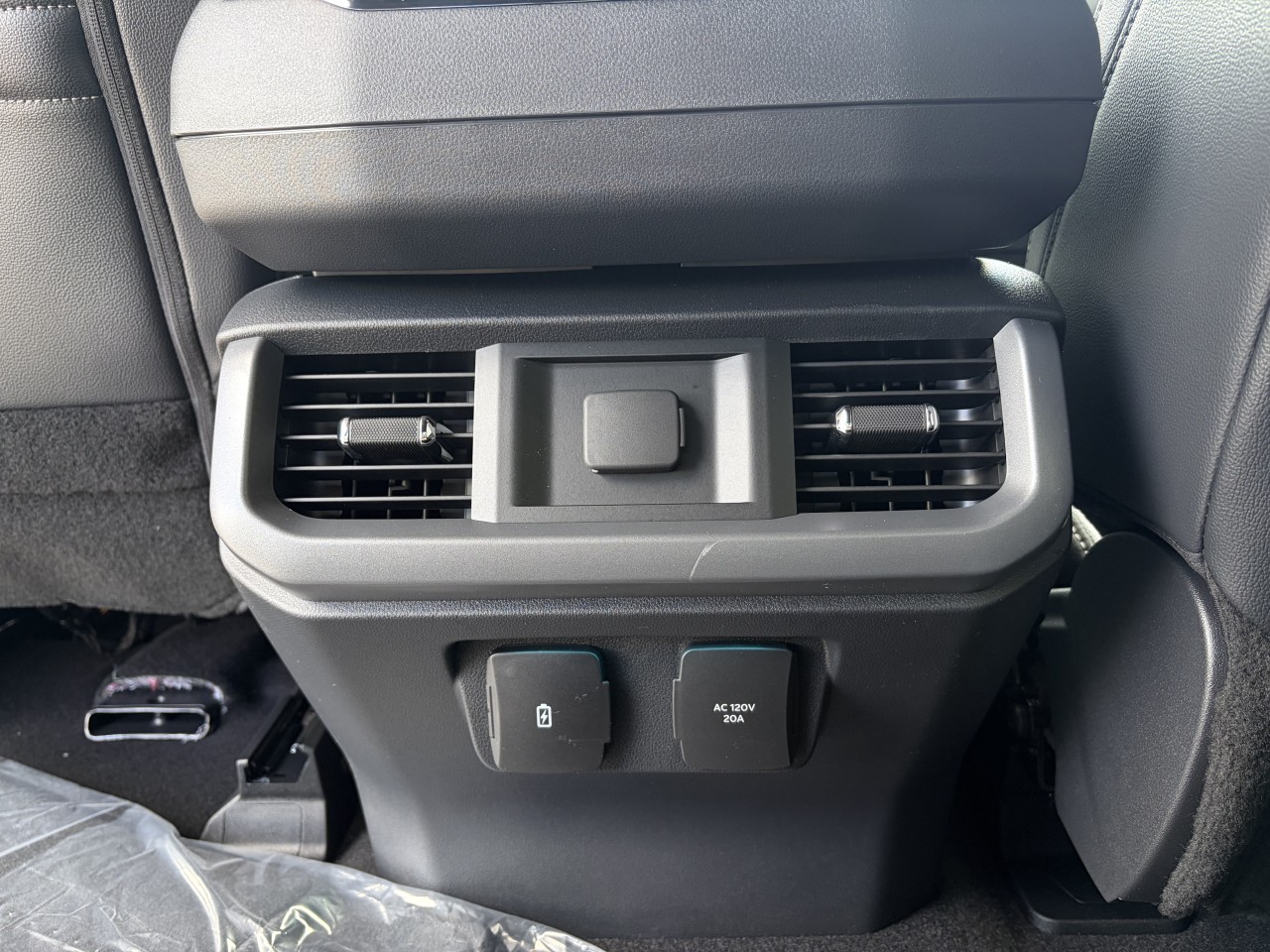 2026 Ford F-150 XLT 303A Main Image