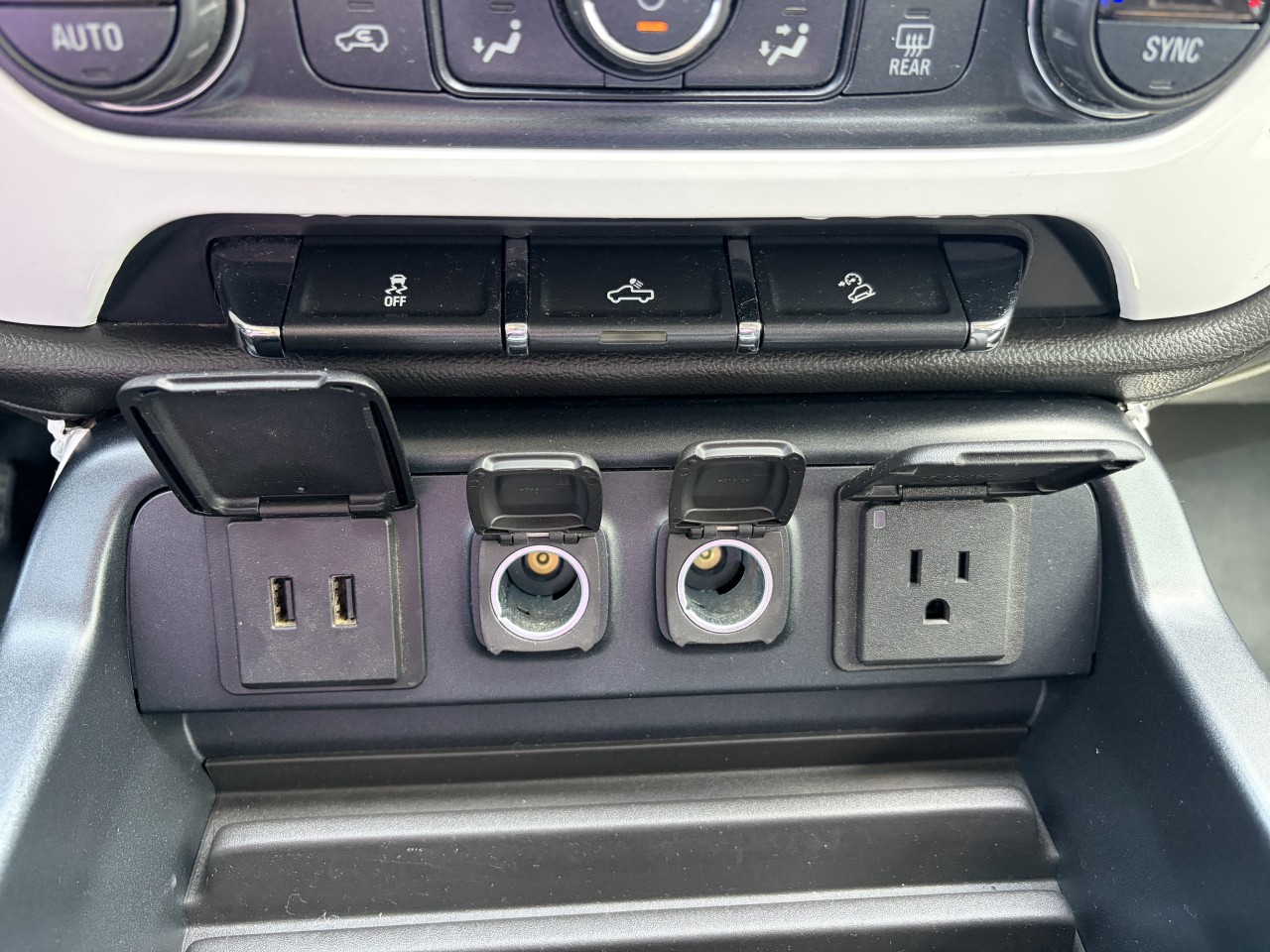 2017 GMC Sierra 1500 SLE Main Image