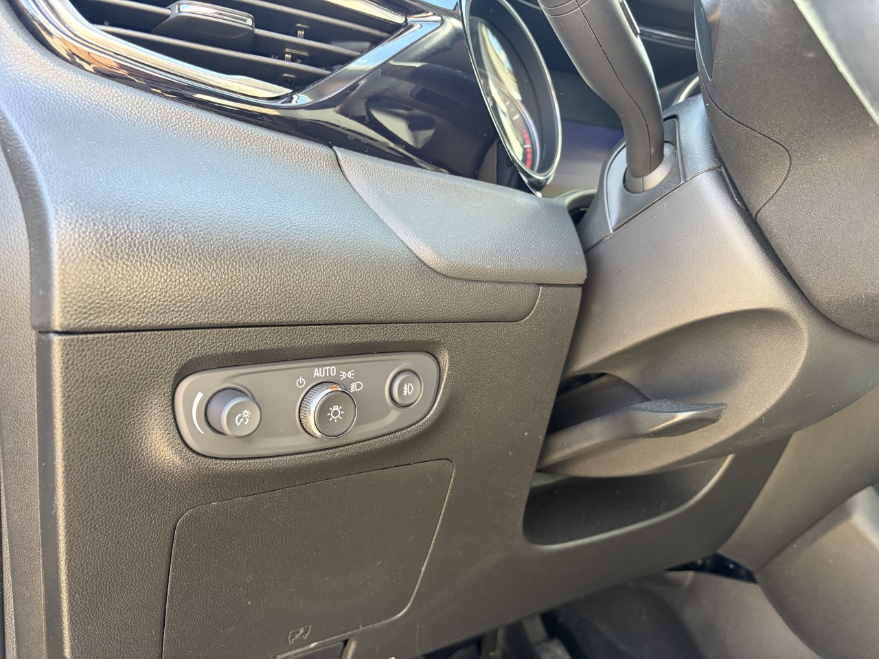 2022 Buick Encore GX Preferred Main Image