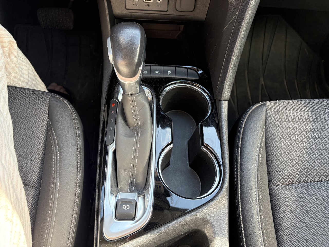 2022 Buick Encore GX Preferred Main Image