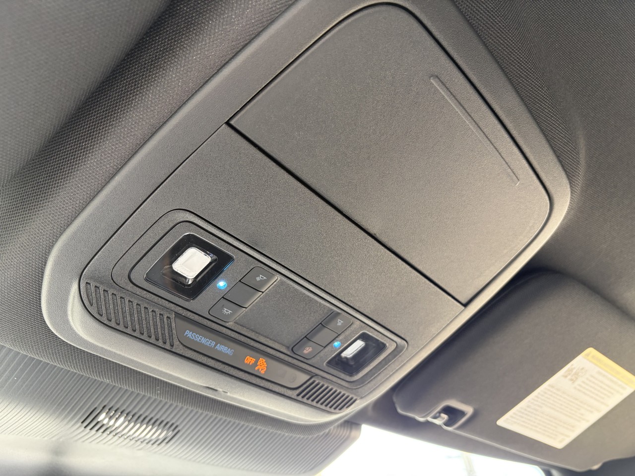 2026 Ford Explorer TREMOR 4WD ECOBOOST Main Image