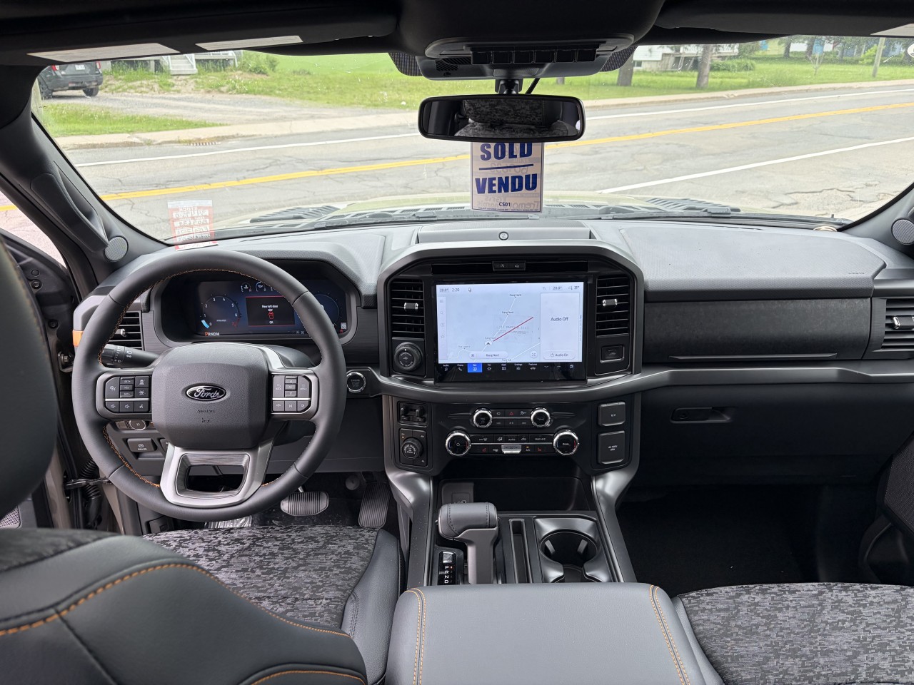 2026 Ford F-150 TREMOR ENSEMBLE REMORQUAGE TRACTION 4X4 ECOBOOST TOIT OUVRANT 401A Main Image
