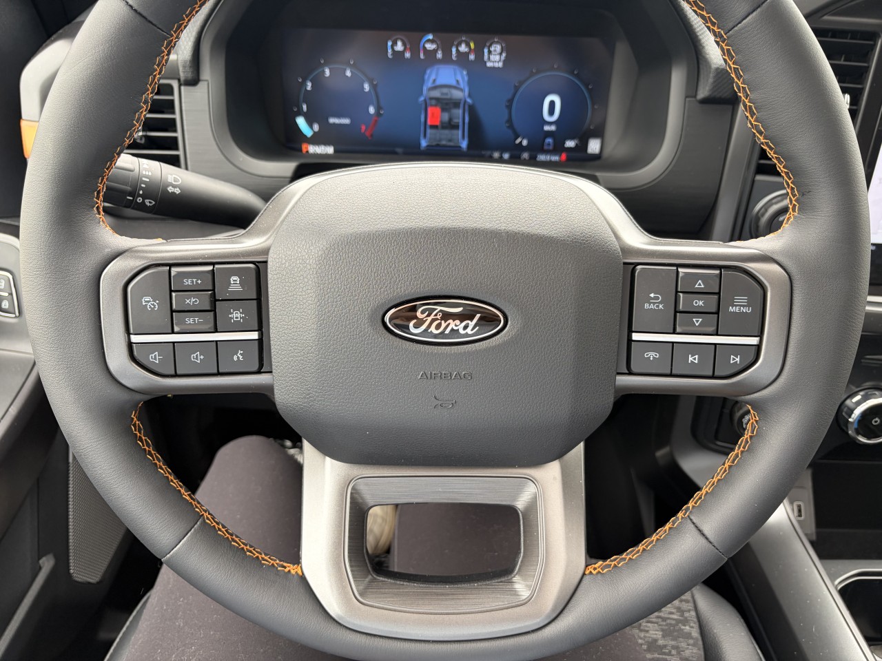 2026 Ford F-150 TREMOR ENSEMBLE REMORQUAGE TRACTION 4X4 ECOBOOST TOIT OUVRANT 401A Main Image