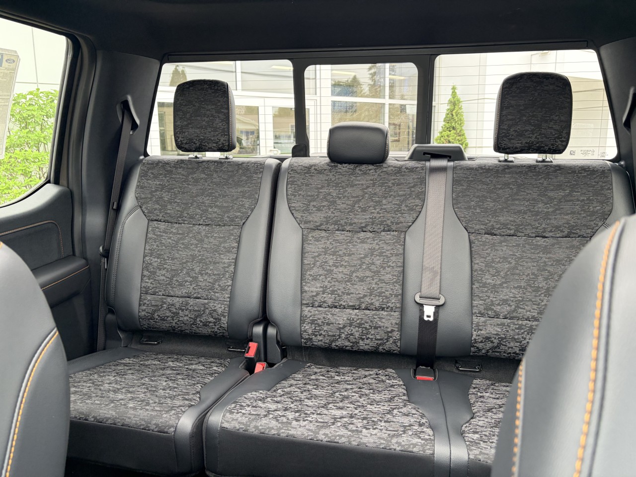 2026 Ford F-150 TREMOR ENSEMBLE REMORQUAGE TRACTION 4X4 ECOBOOST TOIT OUVRANT 401A Main Image