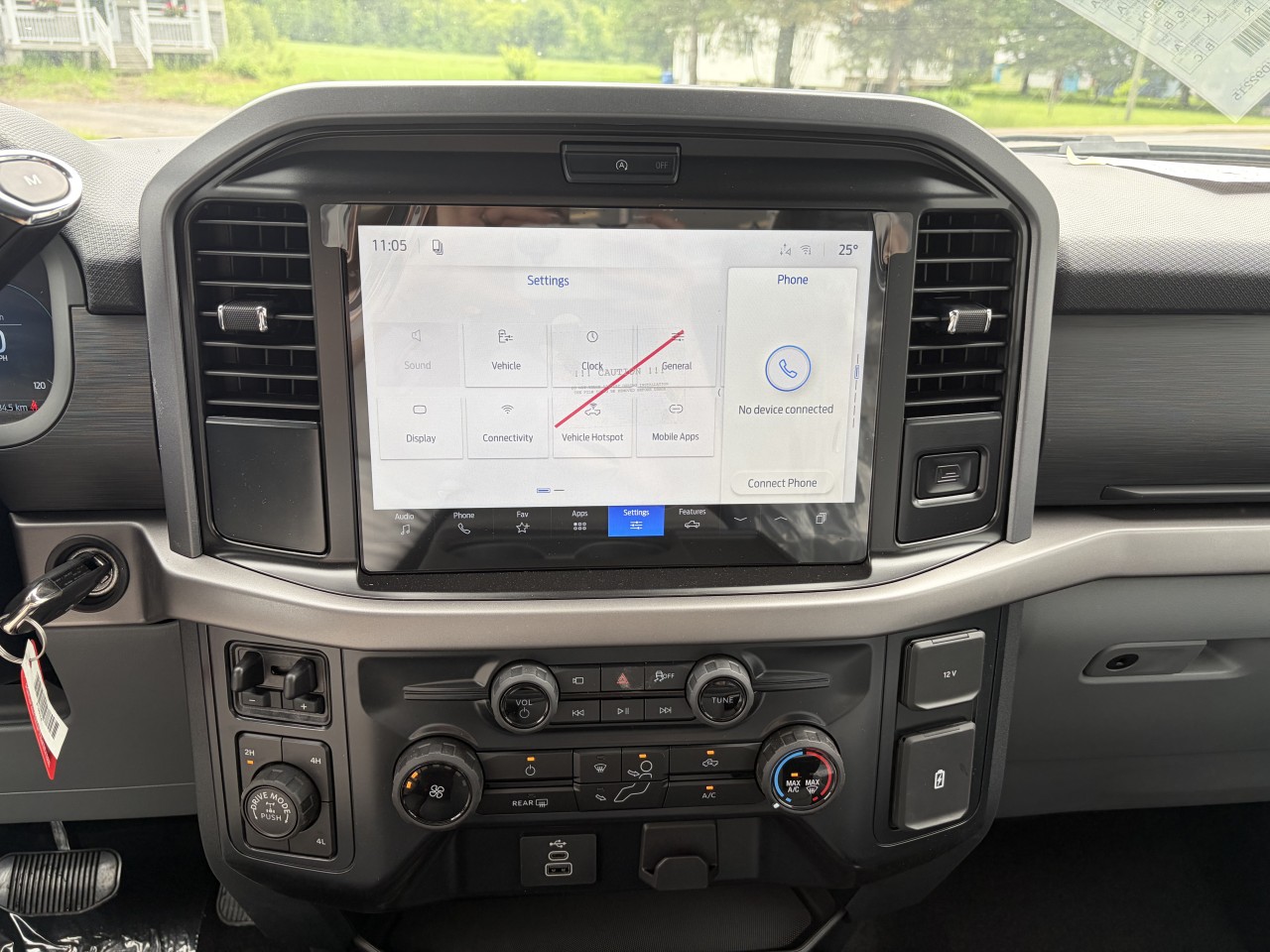 2026 Ford F-150 XLT Main Image