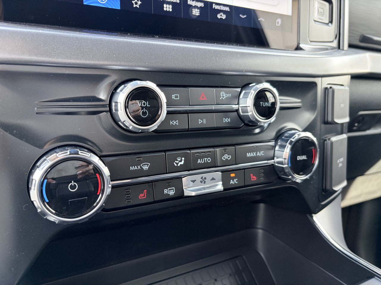 2026 Ford F-150 XLT Main Image