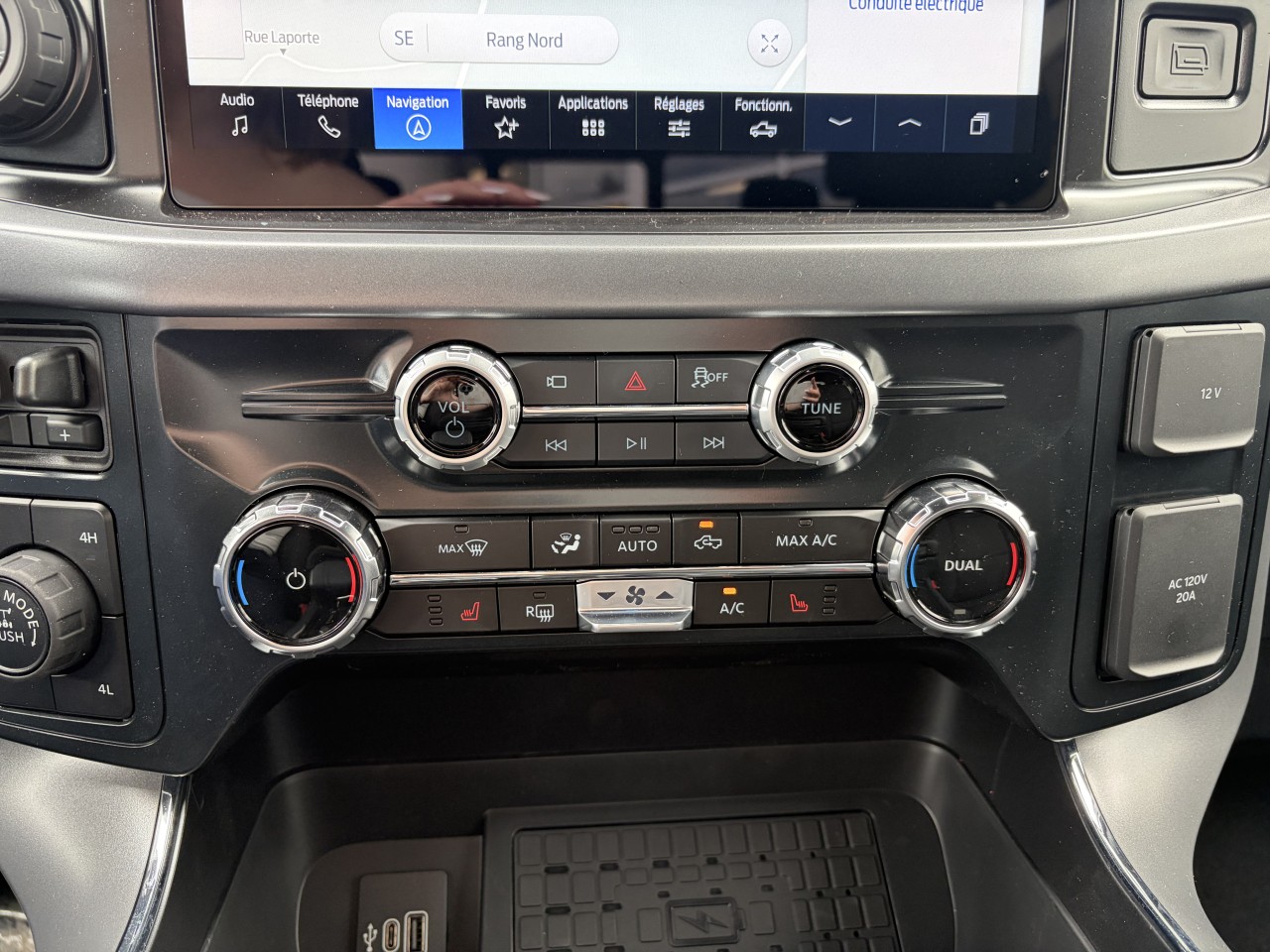 2026 Ford F-150 XLT Main Image