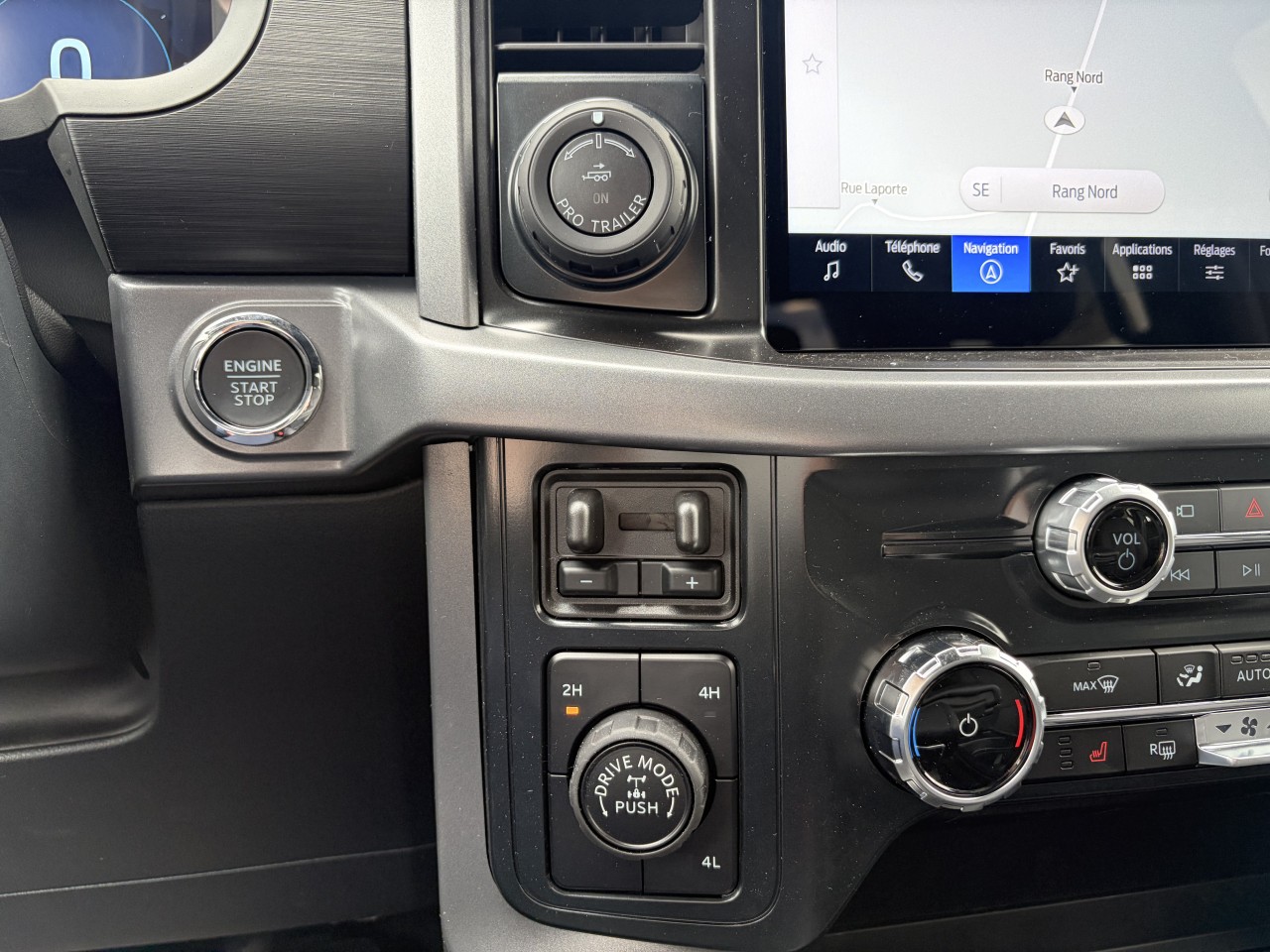2026 Ford F-150 XLT Main Image