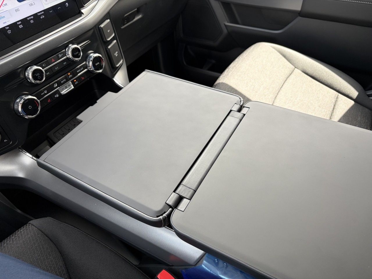 2026 Ford F-150 XLT Main Image