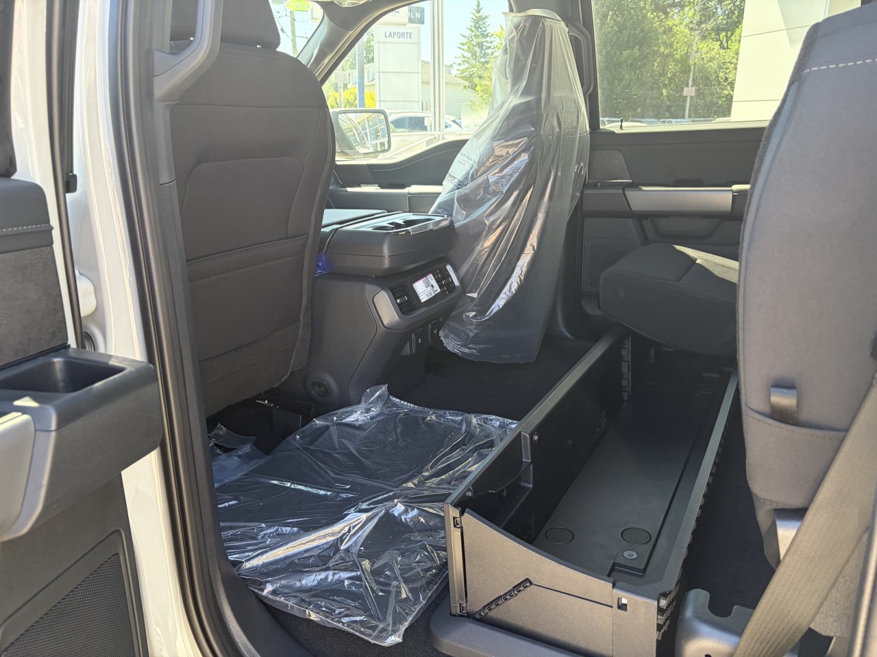 2026 Ford F-150 XLT 302A 4X4 POWERBOOST HYBRIDE Main Image