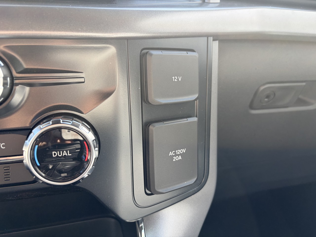 2026 Ford F-150 XLT 302A 4X4 POWERBOOST HYBRIDE Main Image