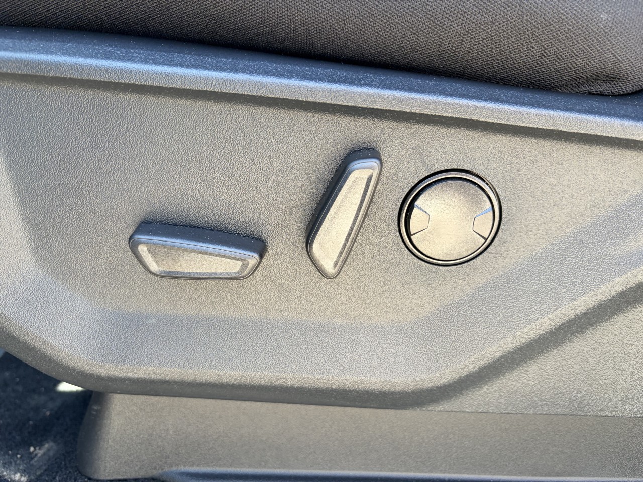 2026 Ford F-150 XLT Main Image