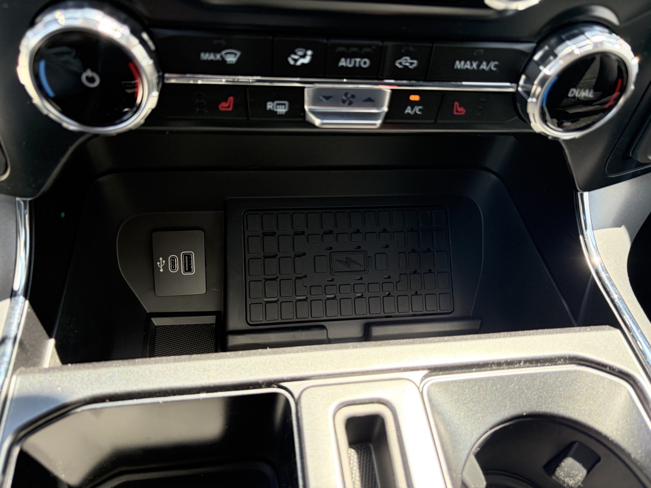 2026 Ford F-150 XLT Main Image