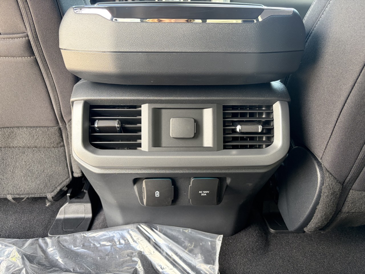 2026 Ford F-150 XLT POWERBOOST HYBRIDE 302A 4X4 SUPERCREW Main Image