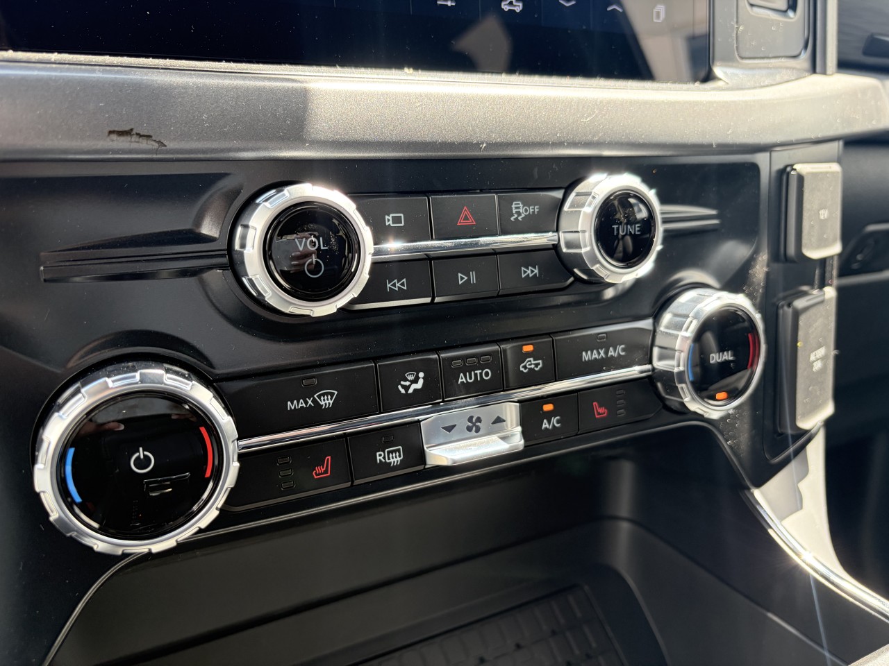 2026 Ford F-150 XLT POWERBOOST HYBRIDE 302A 4X4 SUPERCREW Main Image