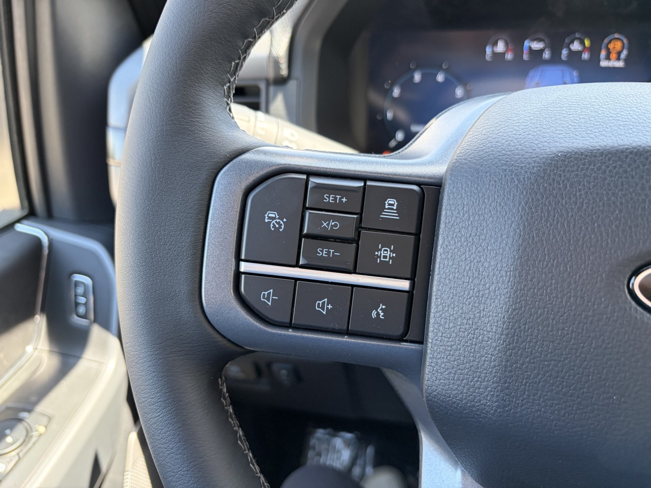 2026 Ford F-150 XLT Main Image