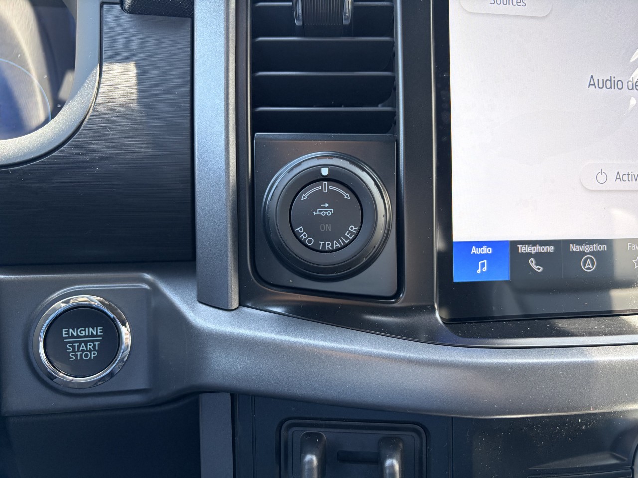 2026 Ford F-150 XLT Main Image