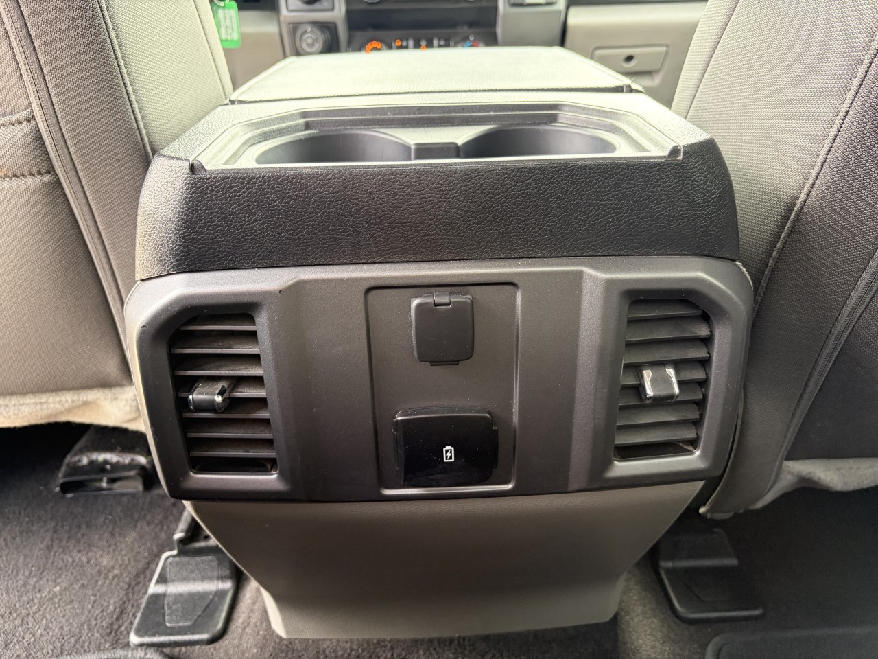 2020 Ford F-150 XLT Main Image