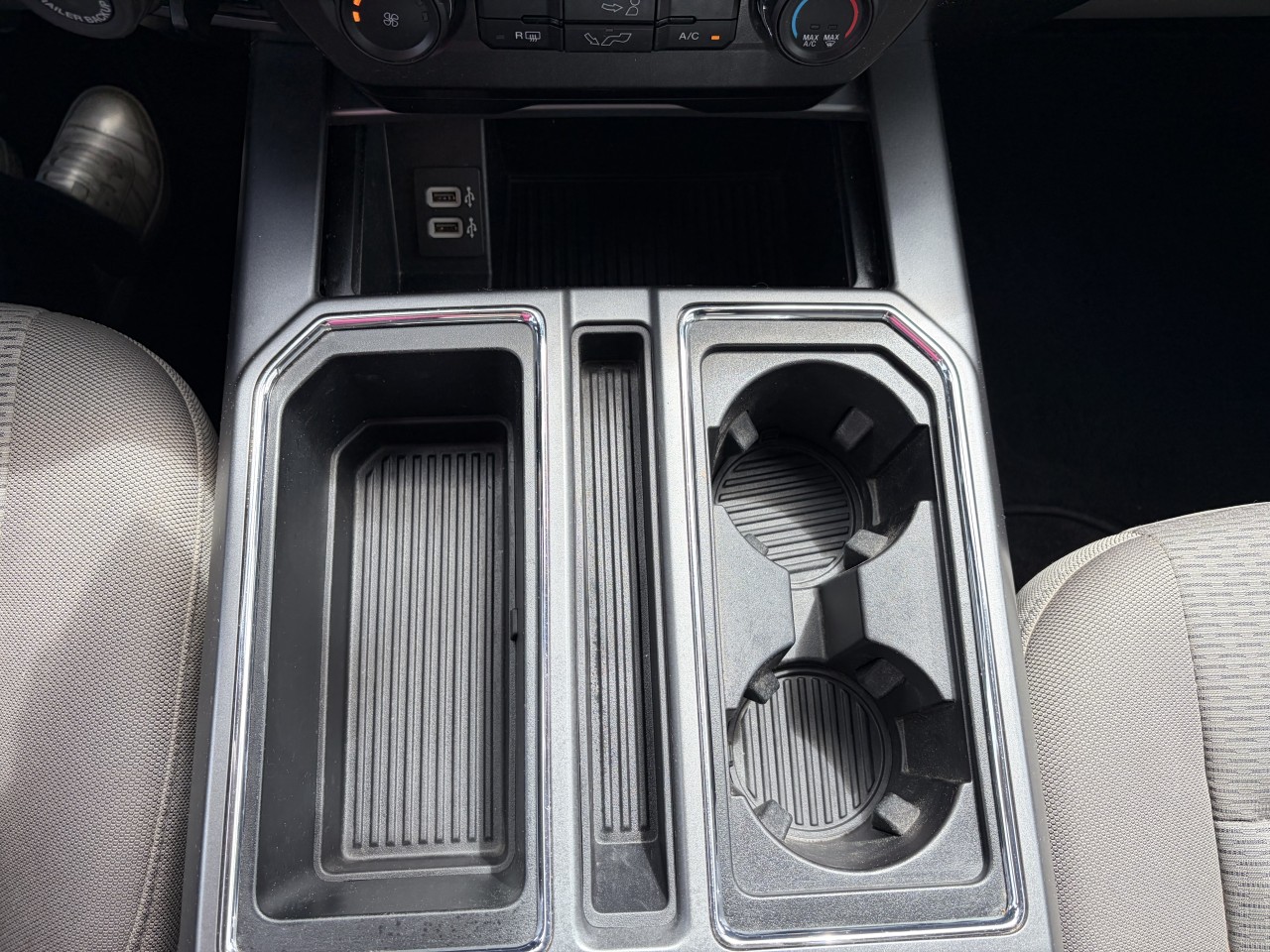 2020 Ford F-150 XLT Main Image