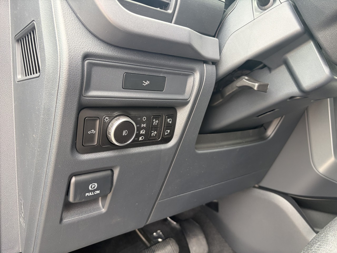 2026 Ford F-150 XLT Main Image