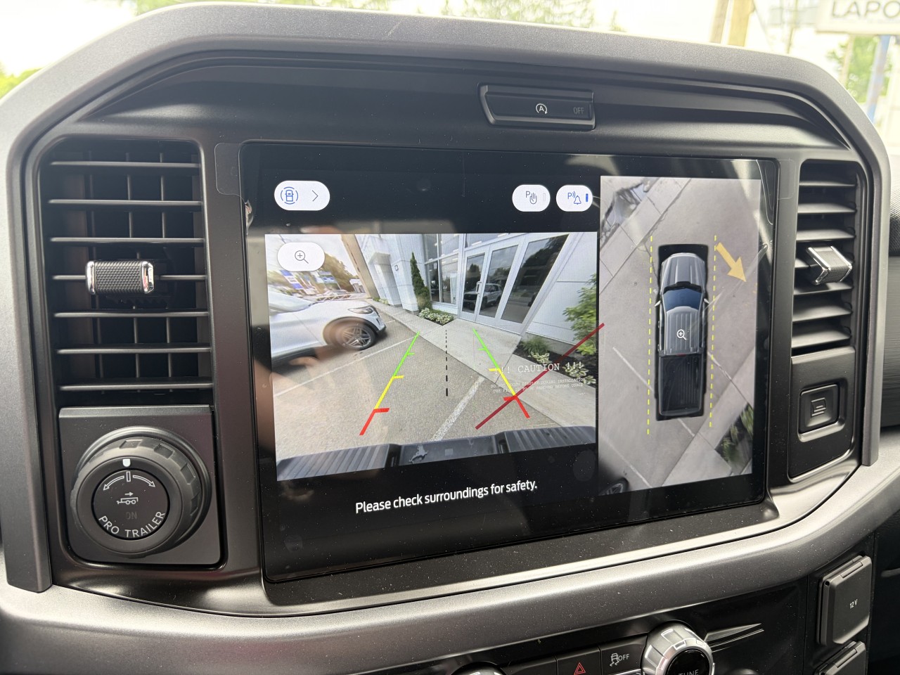 2026 Ford F-150 XLT Main Image