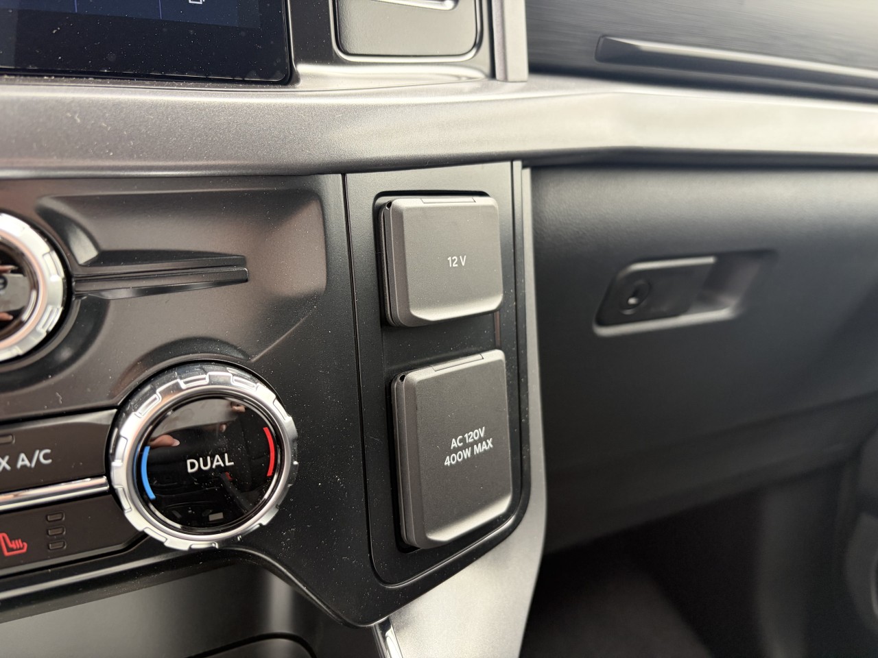 2026 Ford F-150 XLT Main Image