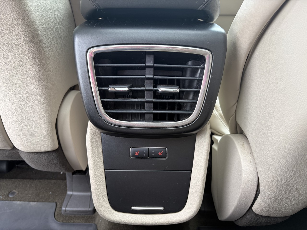 2019 Lincoln Nautilus RESERVE TOIT OUVRANT LUMIERE AMBIANT Main Image
