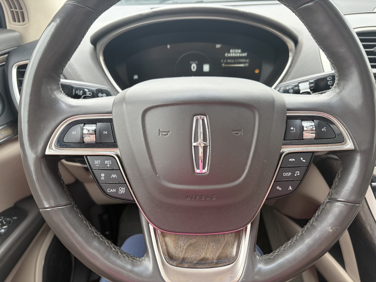 2019 Lincoln Nautilus RESERVE TOIT OUVRANT LUMIERE AMBIANT Main Image