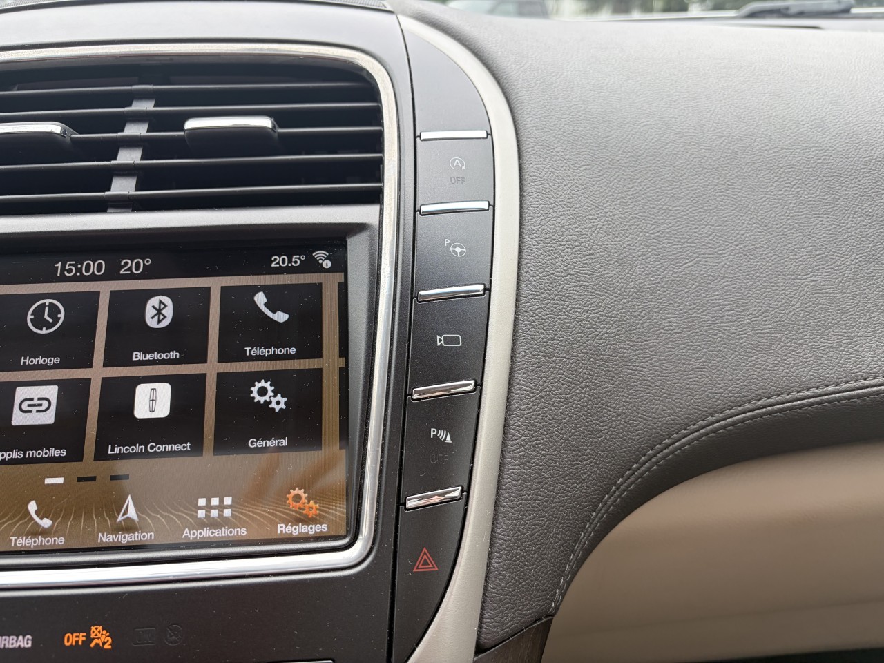 2019 Lincoln Nautilus RESERVE TOIT OUVRANT LUMIERE AMBIANT Main Image