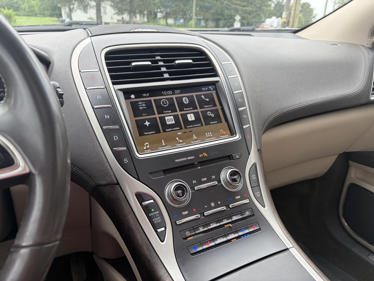 2019 Lincoln Nautilus RESERVE TOIT OUVRANT LUMIERE AMBIANT Main Image