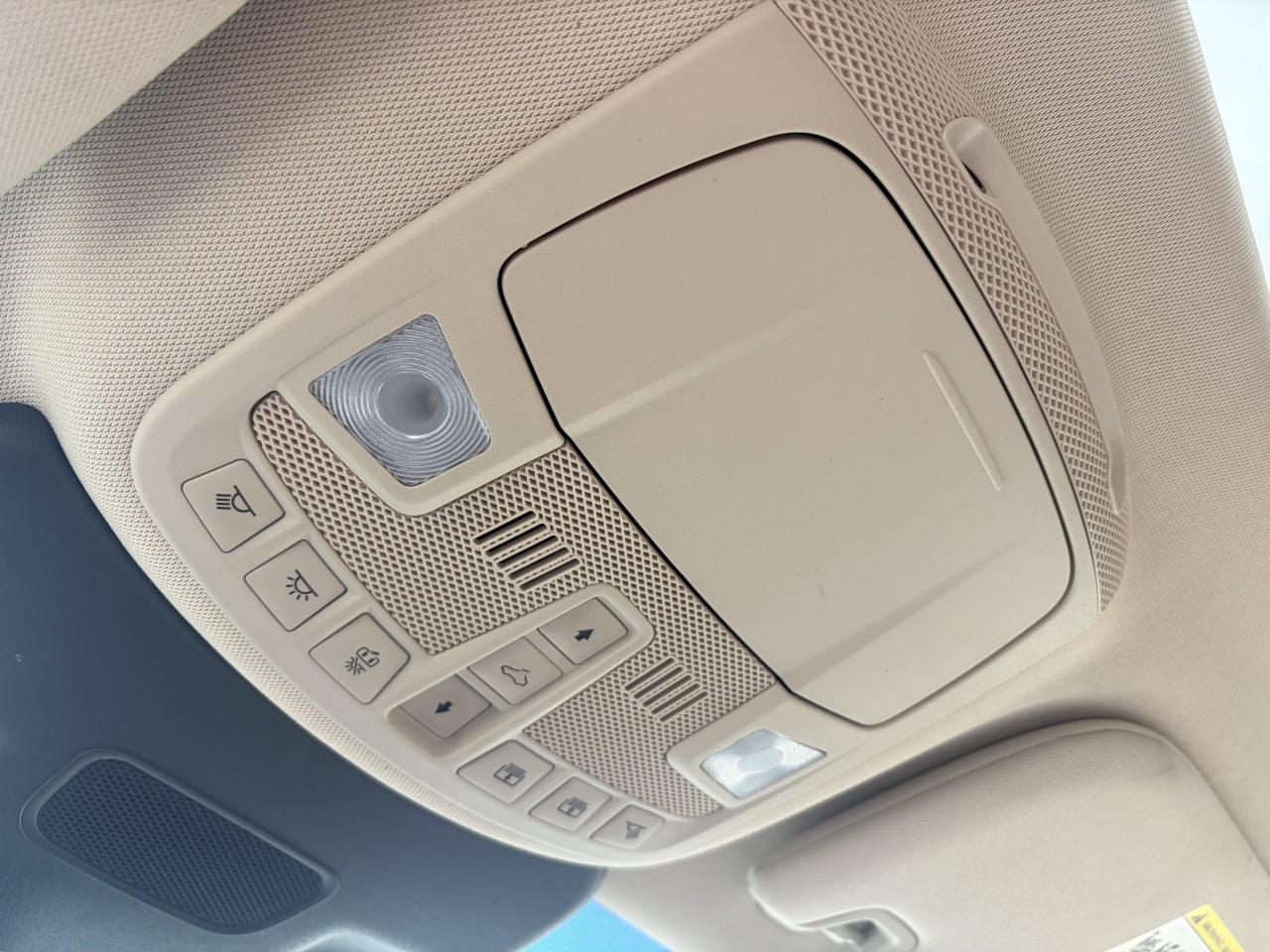 2019 Lincoln Nautilus RESERVE TOIT OUVRANT LUMIERE AMBIANT Main Image
