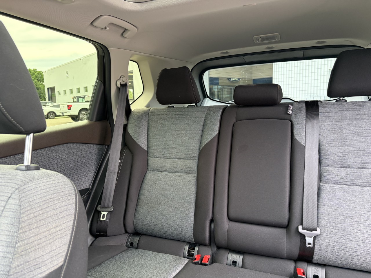 2023 Nissan Rogue SV Main Image
