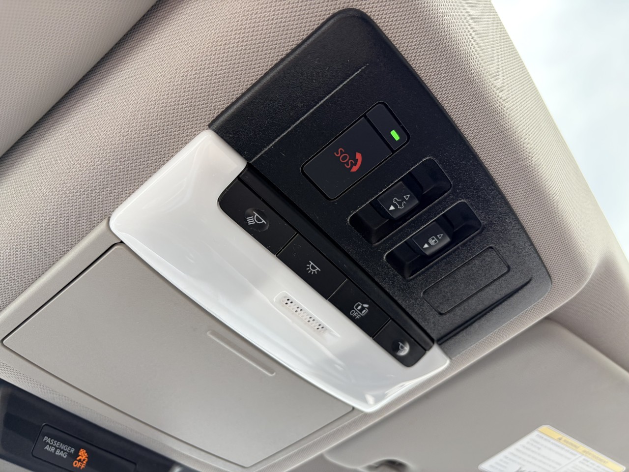 2023 Nissan Rogue SV Main Image