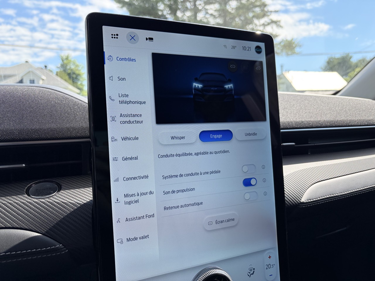 2025 Ford Mustang Mach-E SELECT SIÈGES AVANT CHAUFFANT TAPIS RECHARGE SANS FIL Main Image
