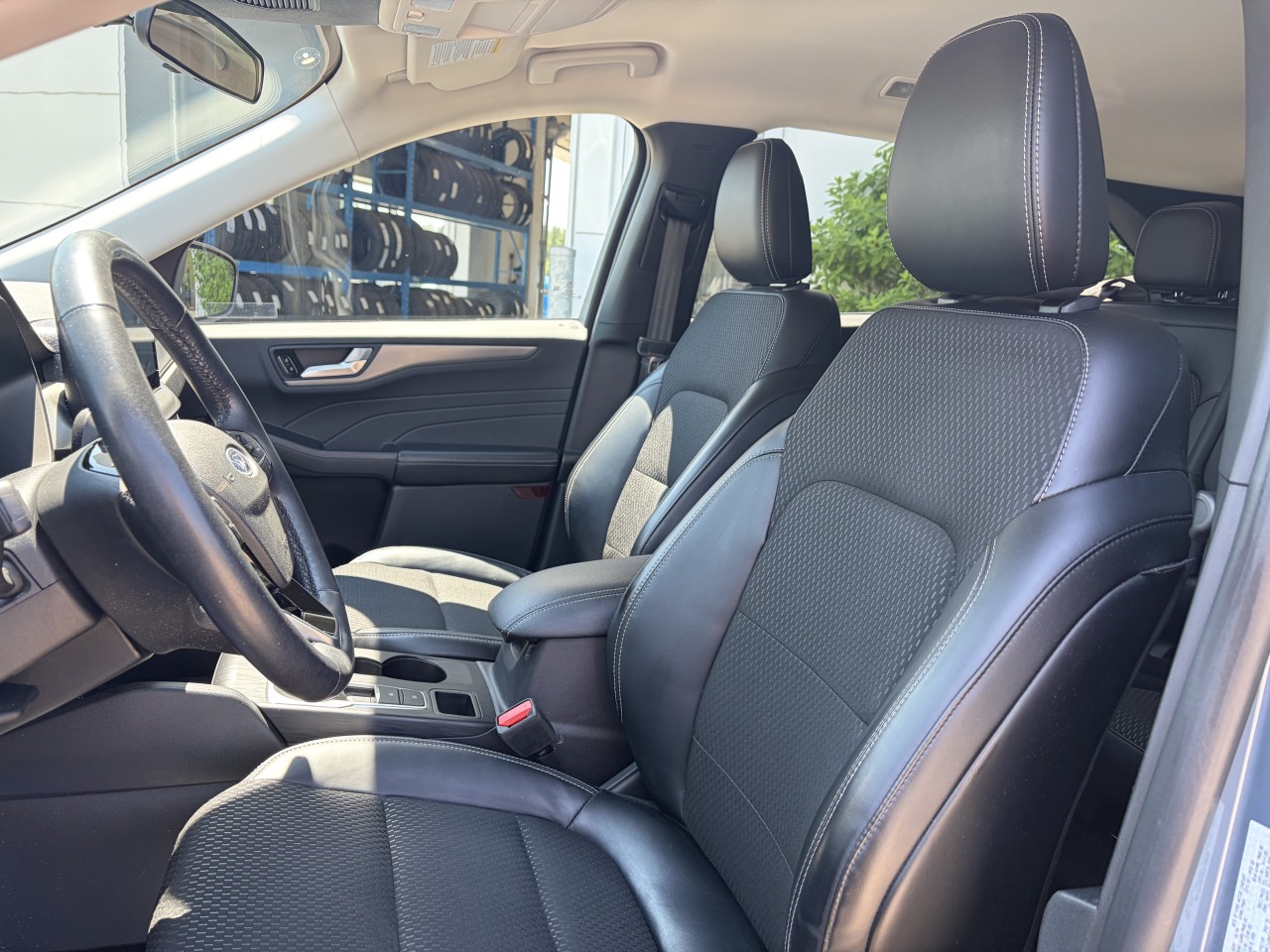 2025 Ford Escape PHEV Main Image