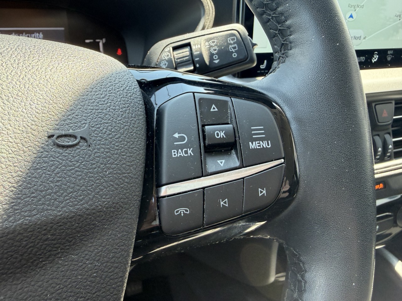 2025 Ford Escape PHEV Main Image