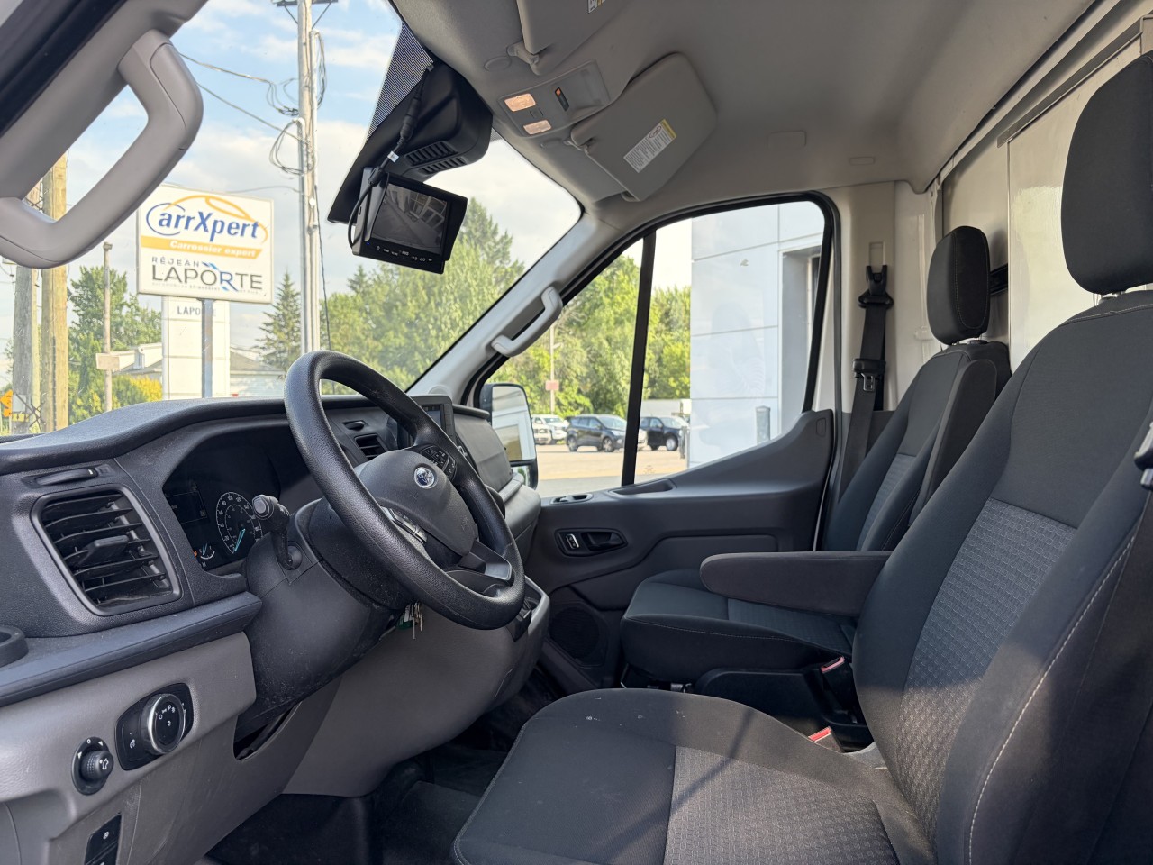 2023 Ford Transit-350 T-350 RWD 9500 GVWR SRW Main Image