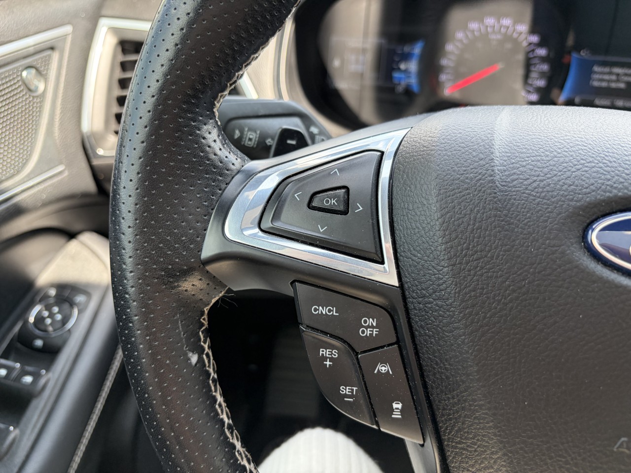 2022 Ford Edge ST TOIT OUVRANT CUIR V6 Main Image