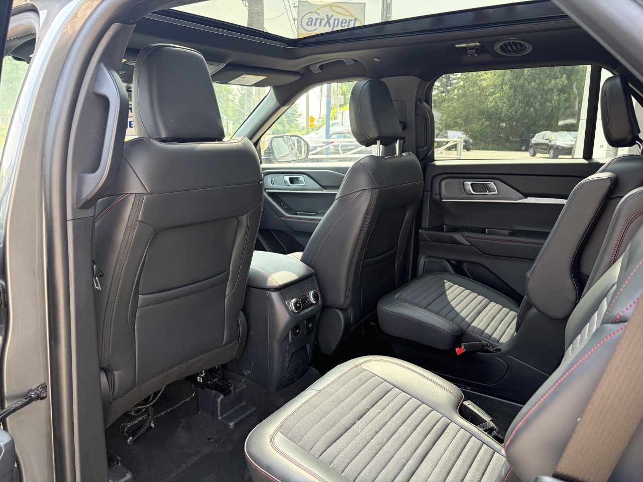 2026 Ford Explorer ST-Line Main Image