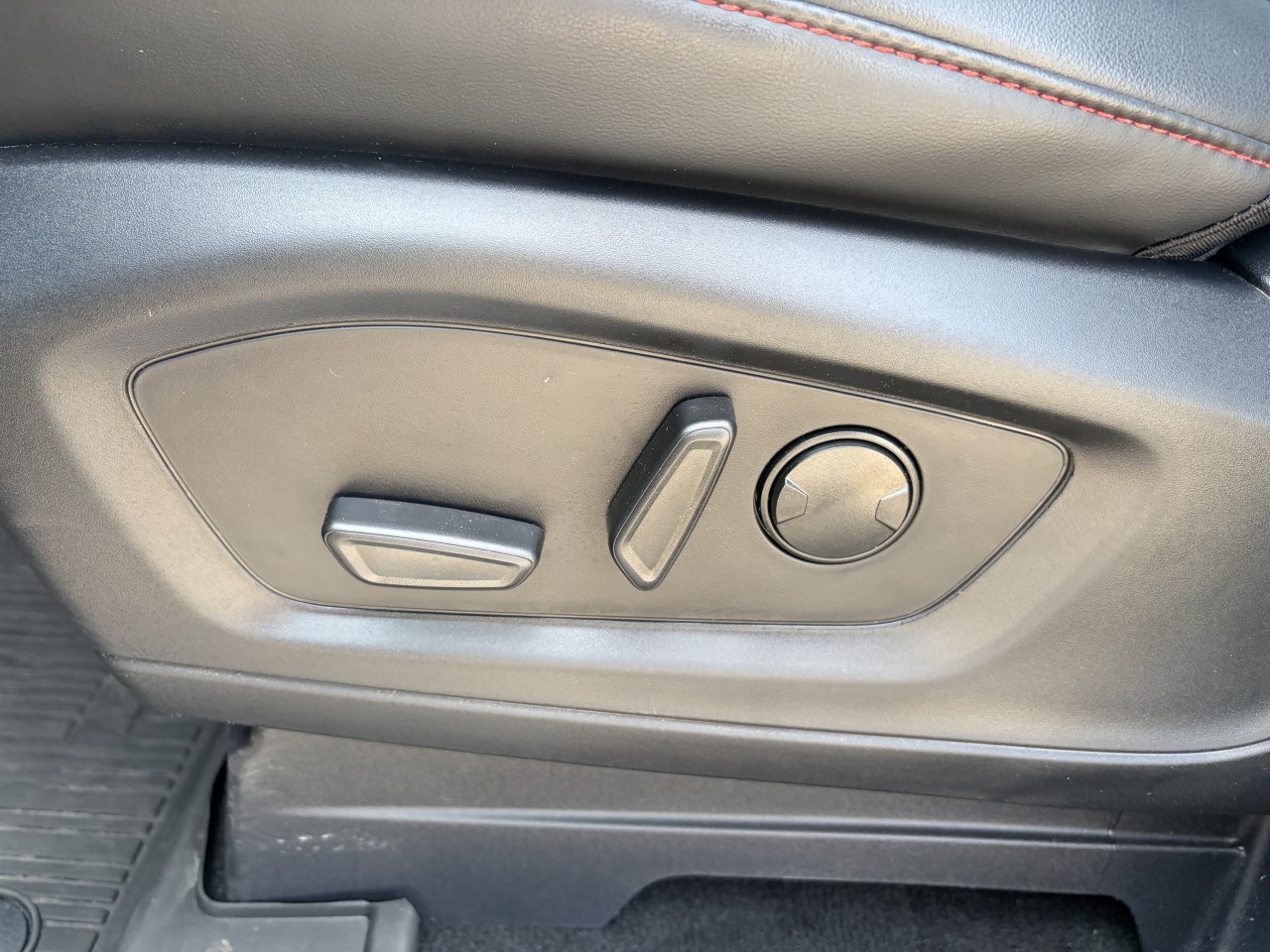 2026 Ford Explorer ST-Line Main Image